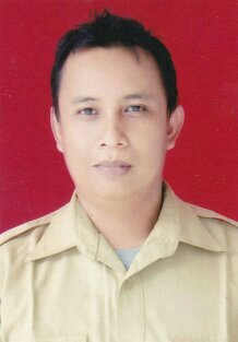 Muh Tarom-Tata Usaha